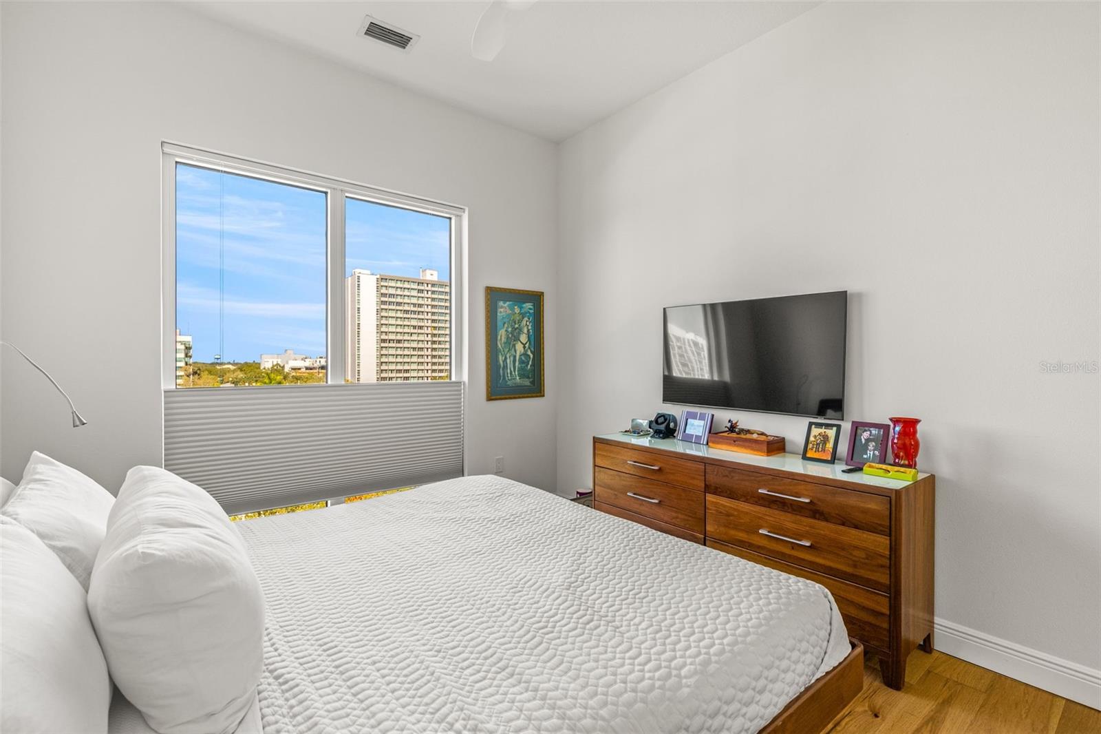 CASTILLE URBANA CONDO - Residential