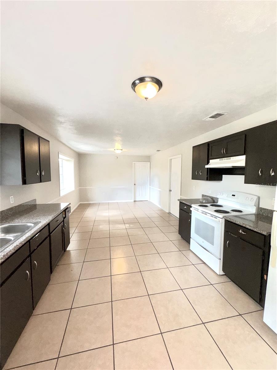 DELTONA LAKES UNIT 71 - Residential