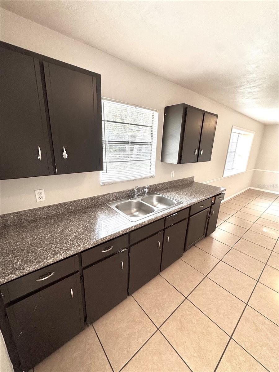 DELTONA LAKES UNIT 71 - Residential