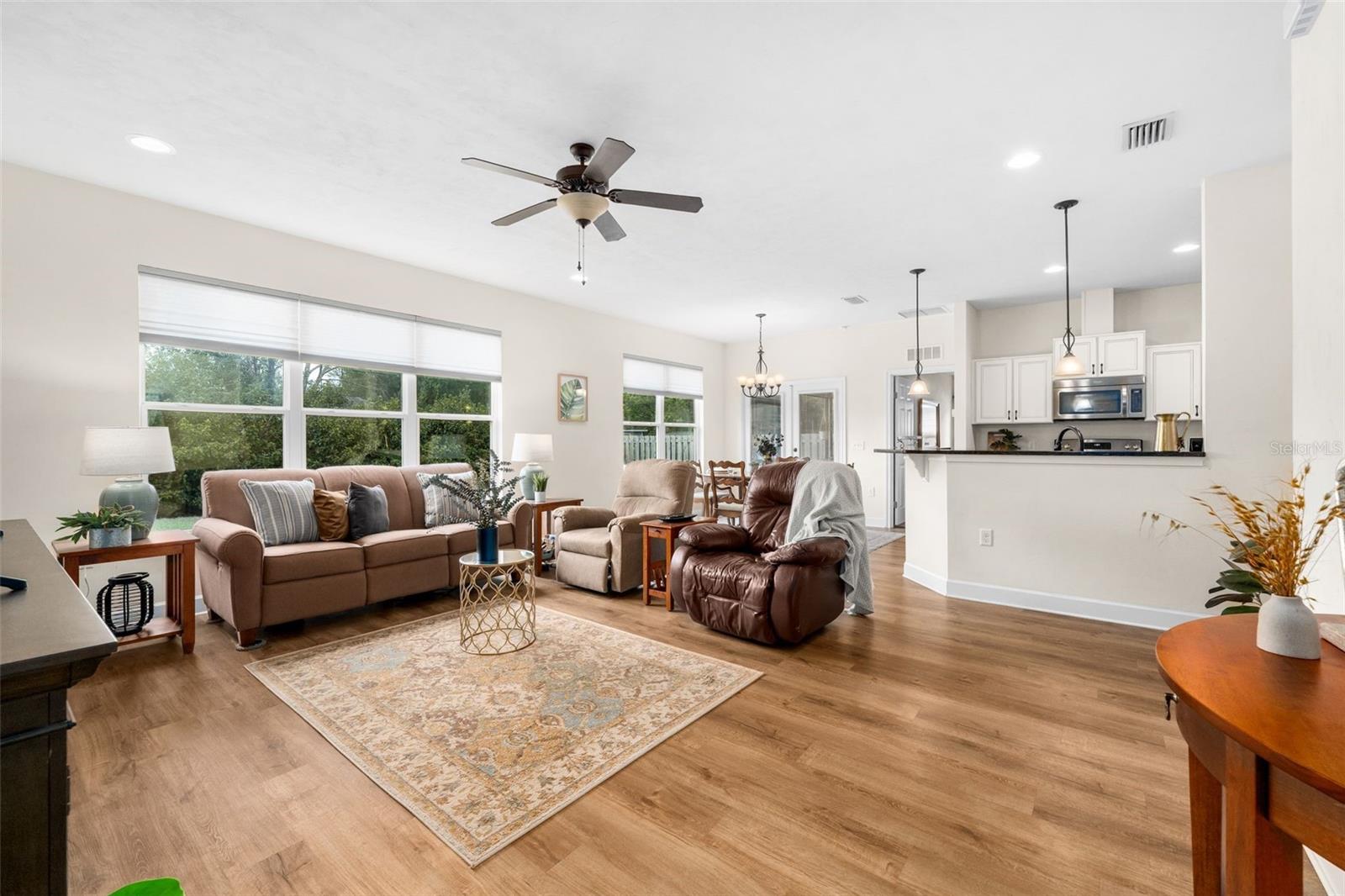 SAVANNAH STATION - Residential