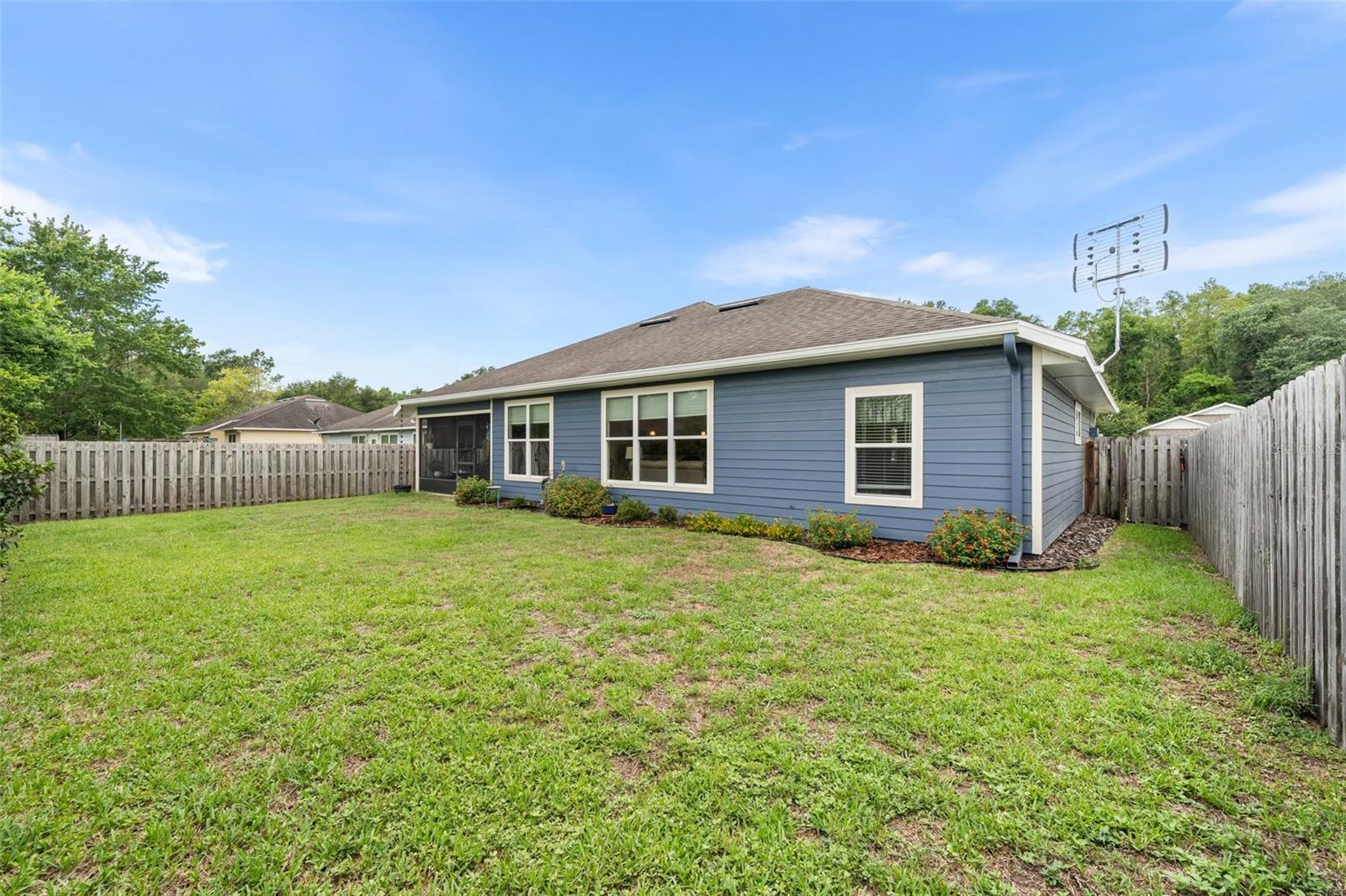 SAVANNAH STATION - Residential