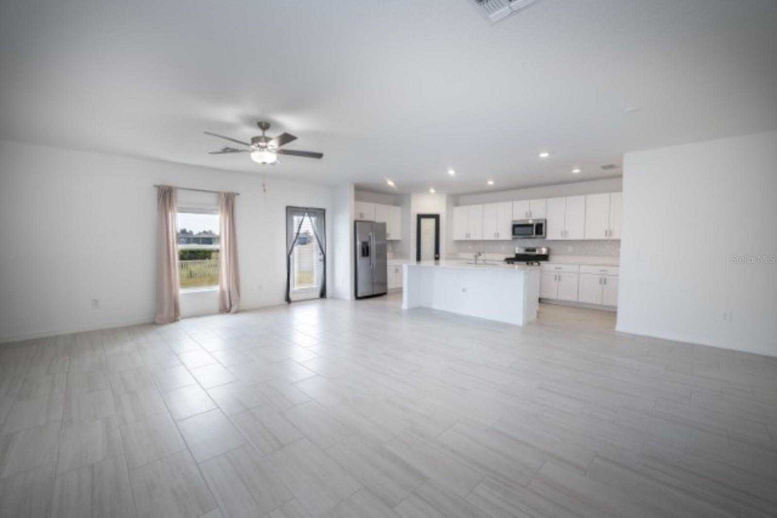 TWO RIVERS PH A PRCL A1 - Residential Lease