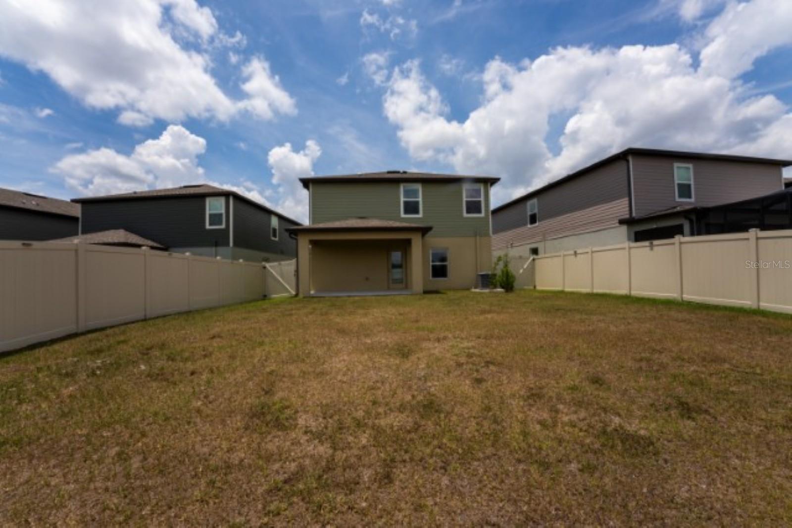 TWO RIVERS PH A PRCL A1 - Residential Lease