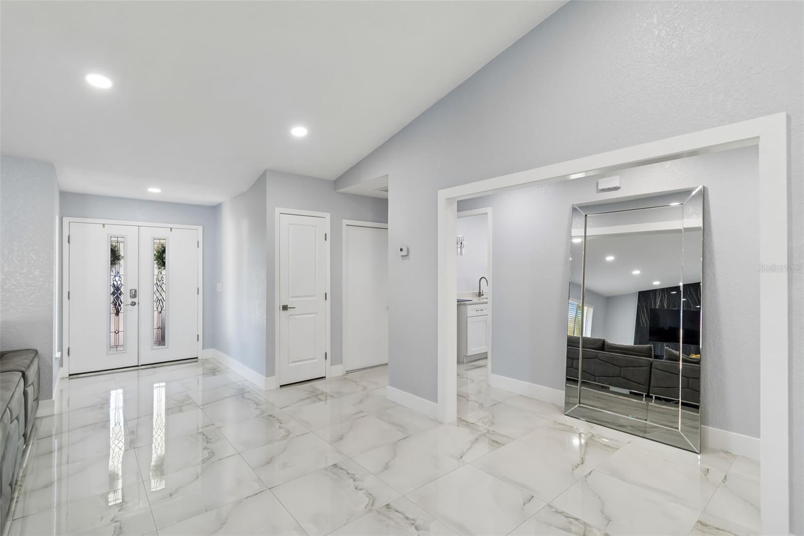 SPRING HILL - Residential