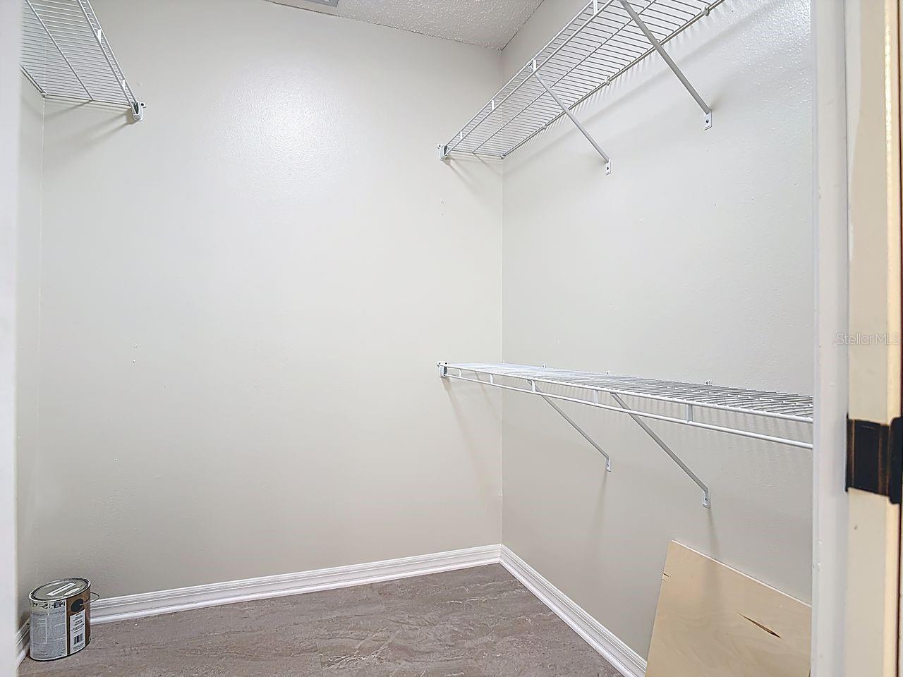 902 VILLAGE GREEN ROAD 2