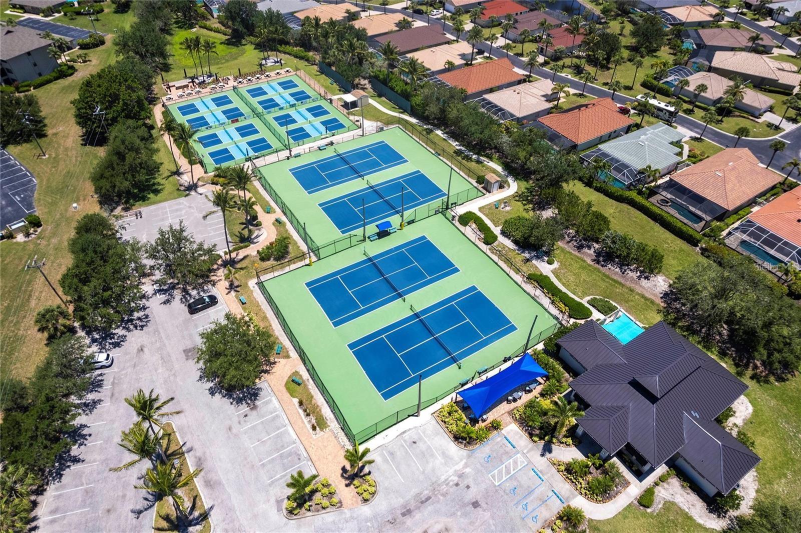 GRANDE IS TWRS 03 & 04 PH I - Residential