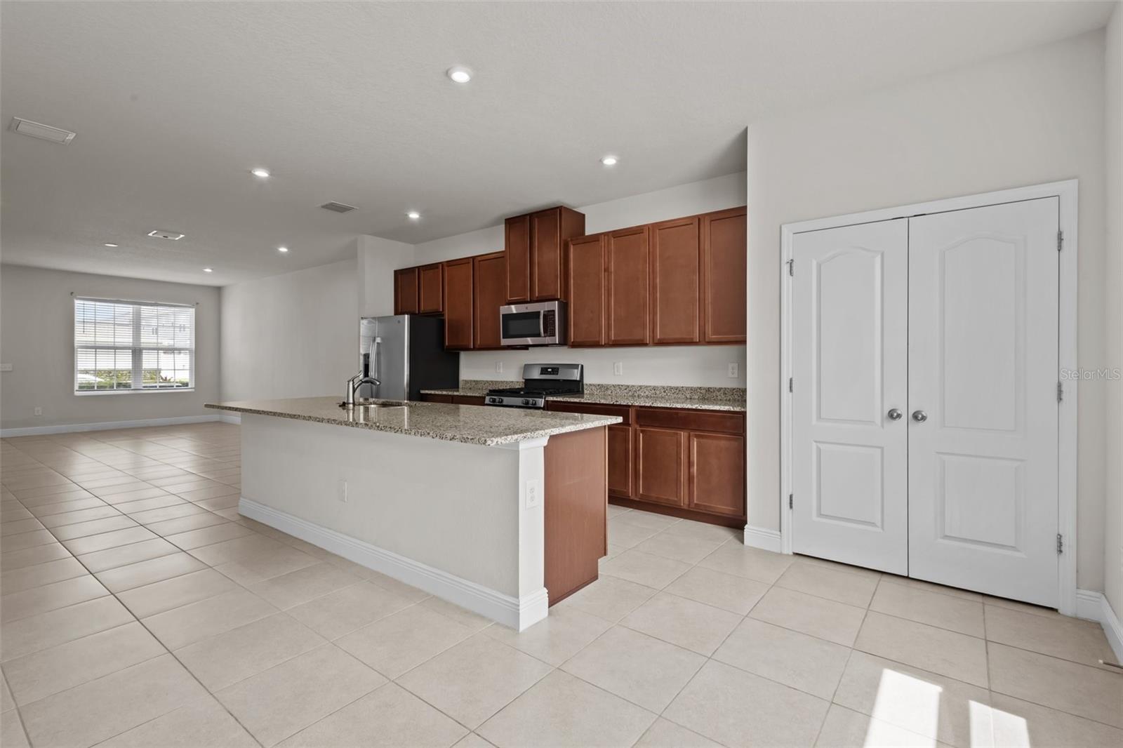 ASTURIA PH 3 - Residential