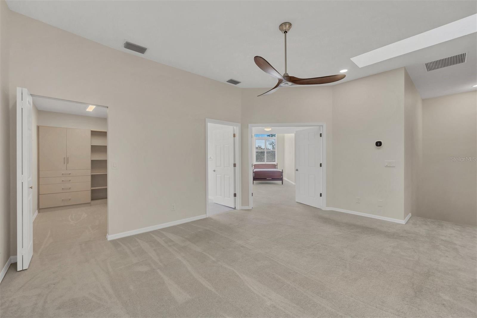 LANDINGS, VILLAS AT EAGLES POINT - Residential