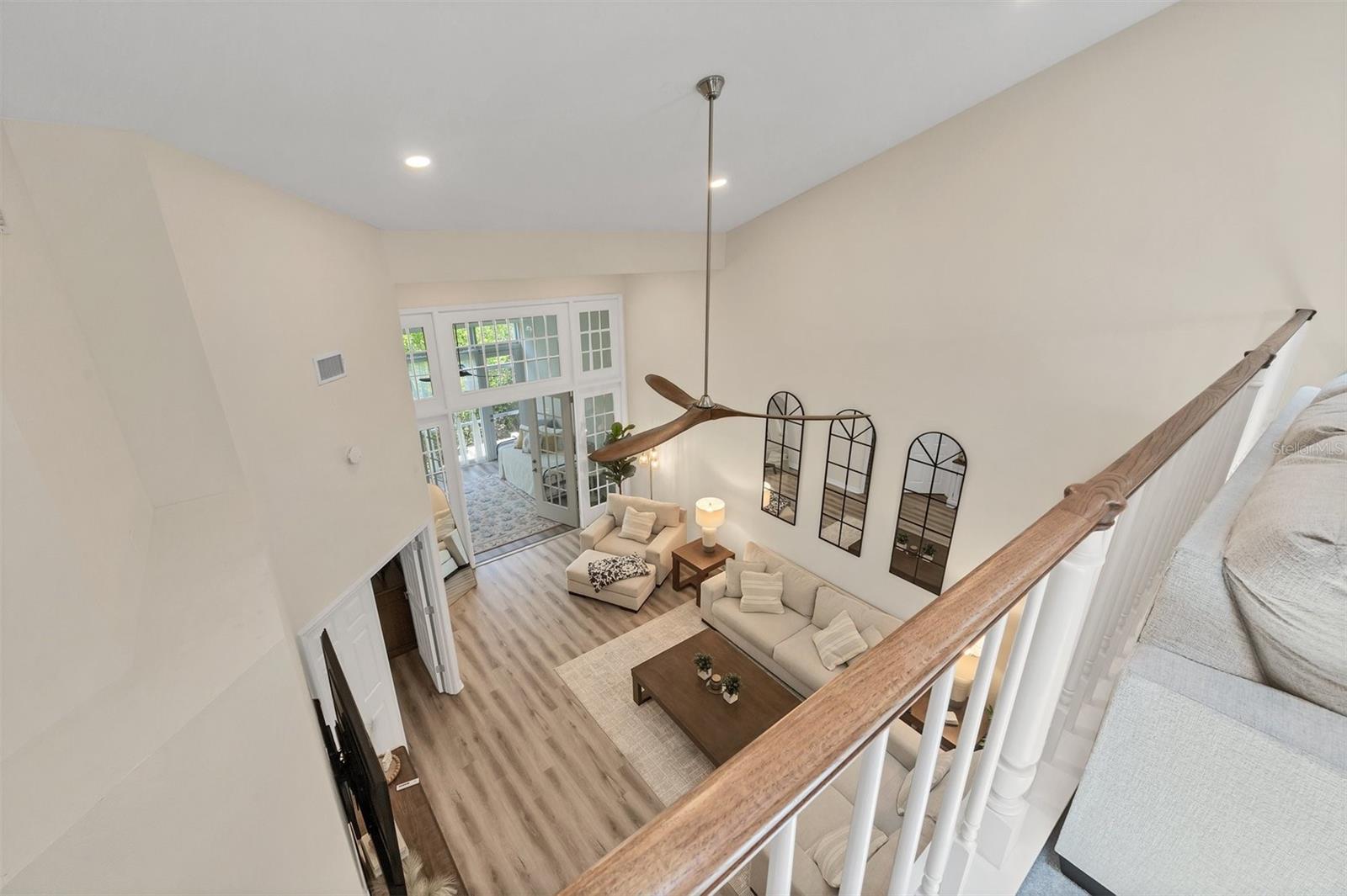 LANDINGS, VILLAS AT EAGLES POINT - Residential