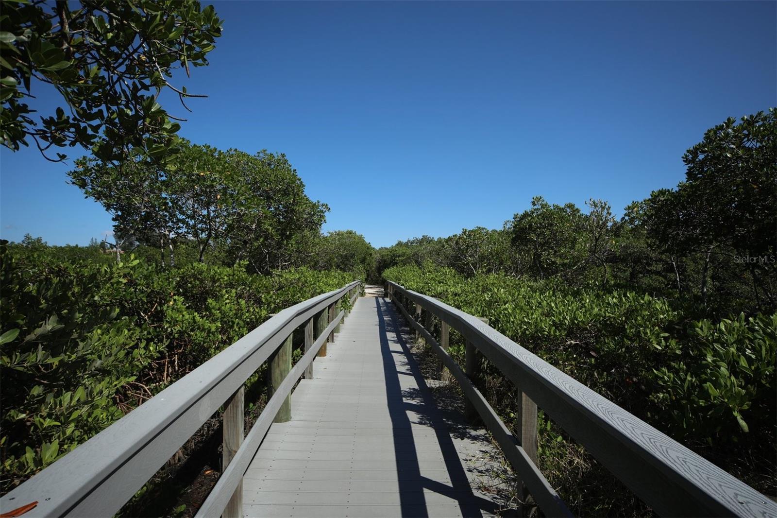 LANDINGS, VILLAS AT EAGLES POINT - Residential