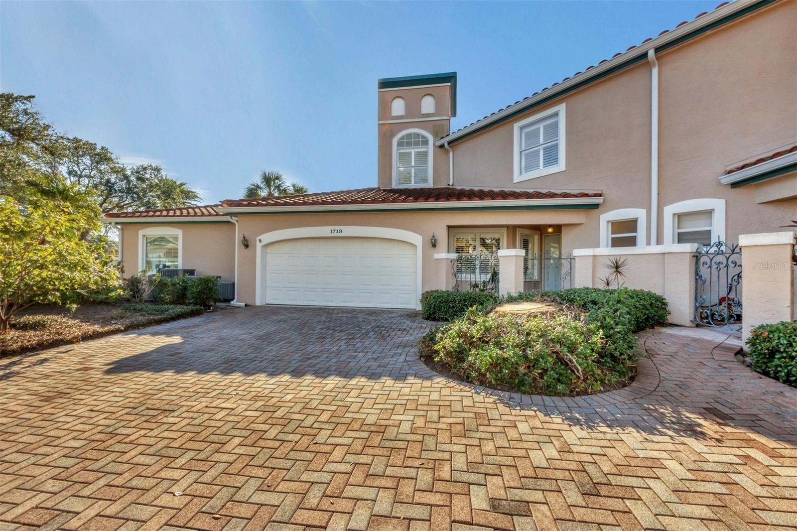 1719 STARLING DRIVE 1719