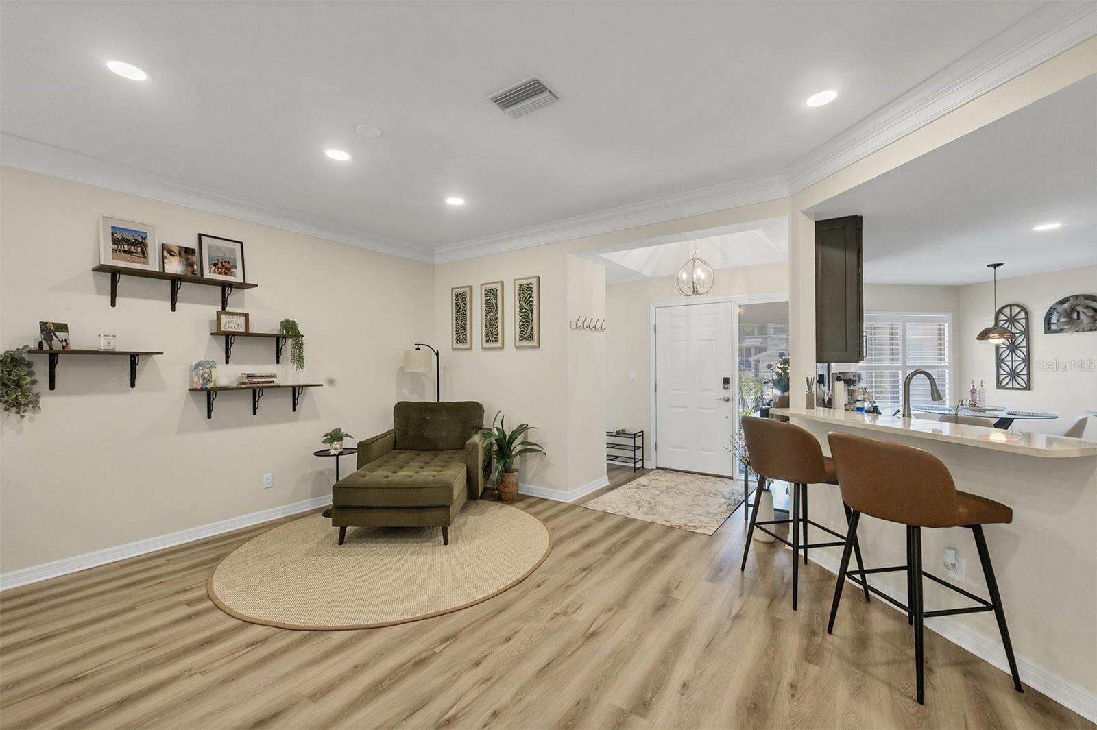 LANDINGS, VILLAS AT EAGLES POINT - Residential