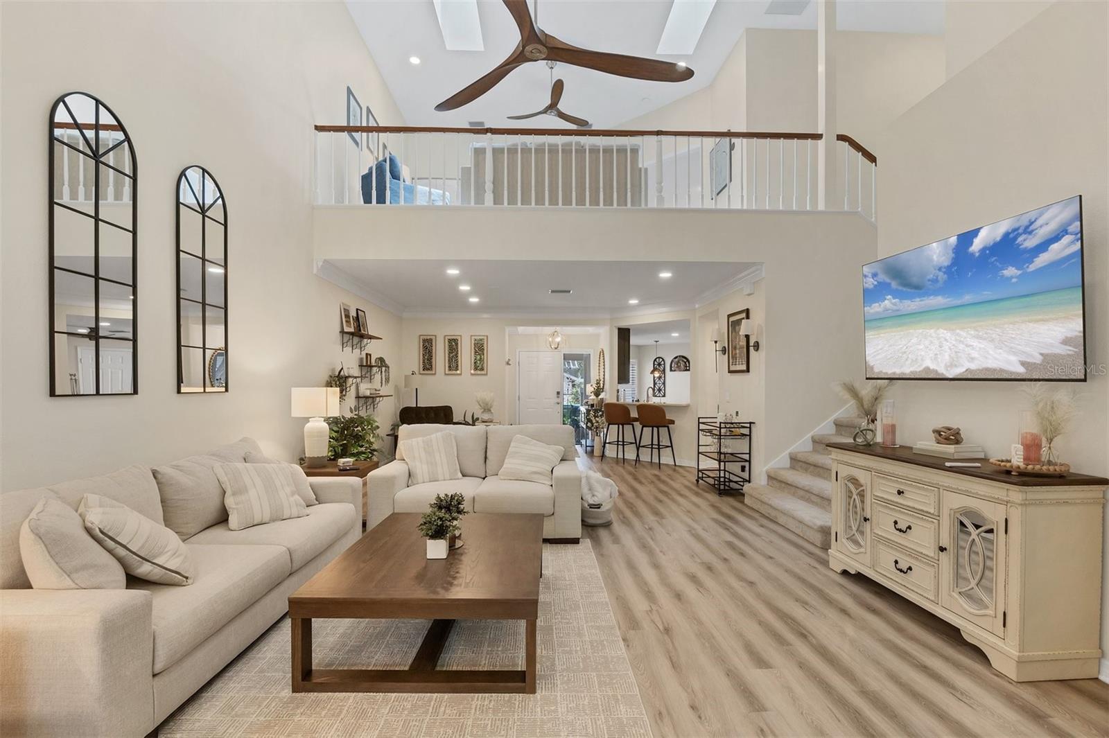 LANDINGS, VILLAS AT EAGLES POINT - Residential