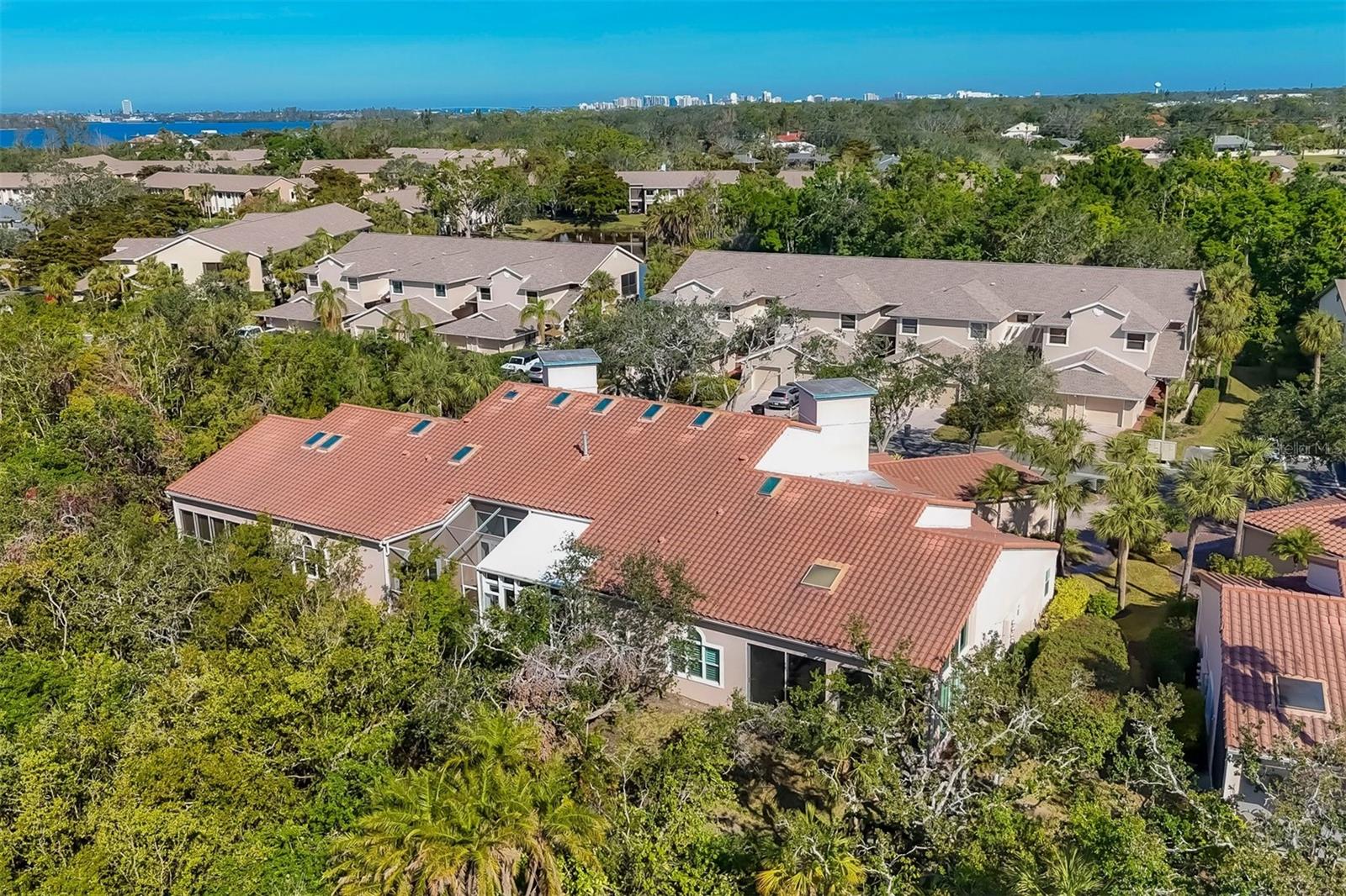 LANDINGS, VILLAS AT EAGLES POINT - Residential