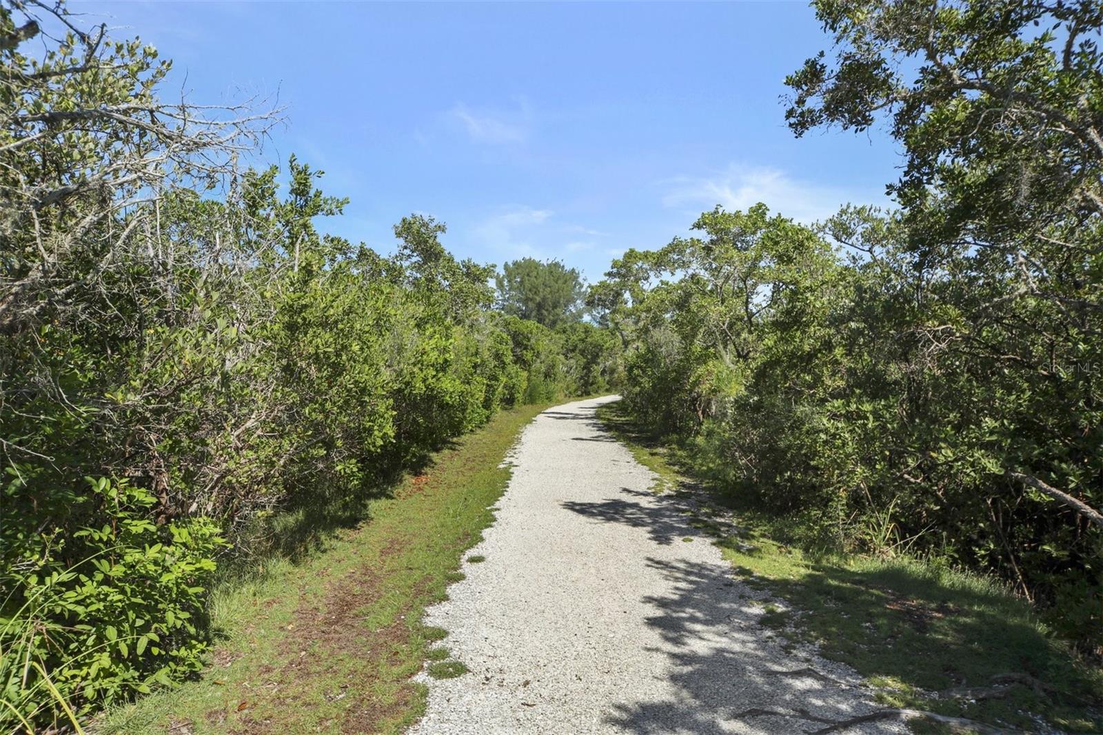 LANDINGS, VILLAS AT EAGLES POINT - Residential