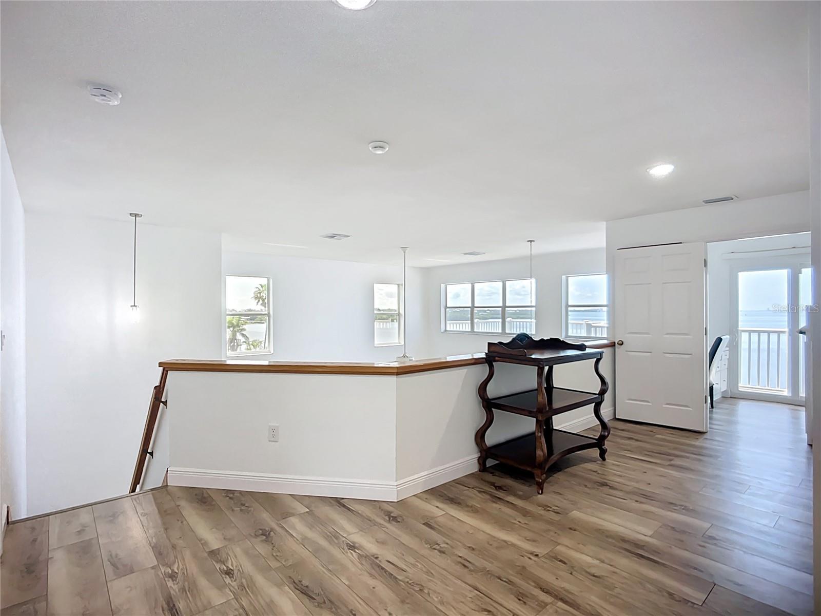 TREETOPS BAY CONDO - Residential Lease