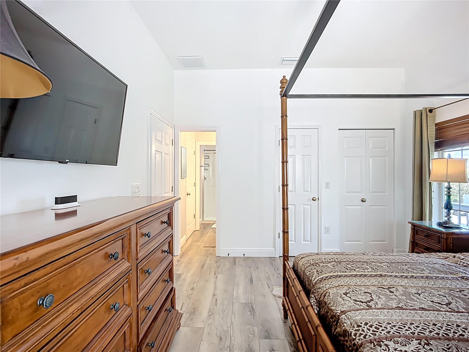 TREETOPS BAY CONDO - Residential Lease