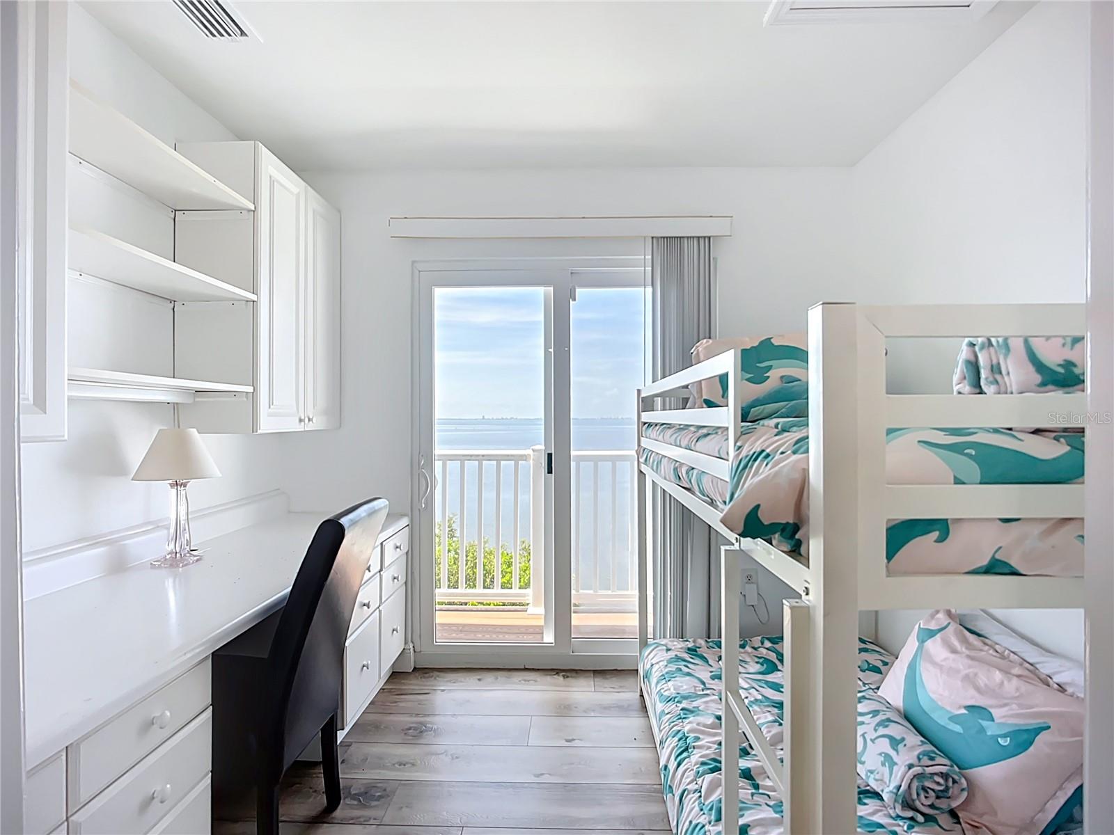 TREETOPS BAY CONDO - Residential Lease