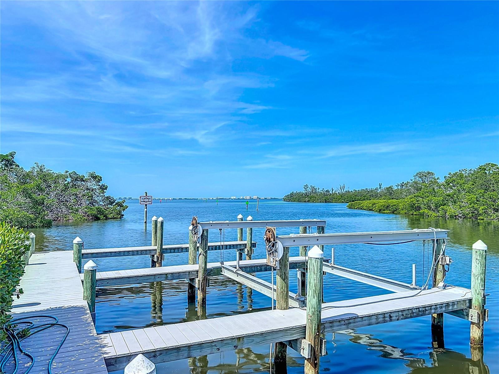TREETOPS BAY CONDO - Residential Lease