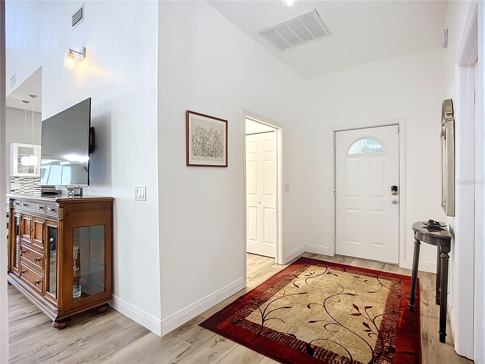 TREETOPS BAY CONDO - Residential Lease