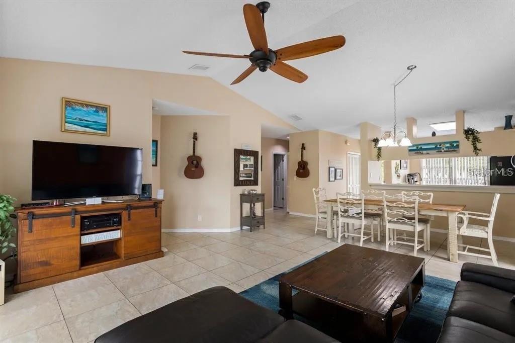 11411 HARBOR WAY 1621