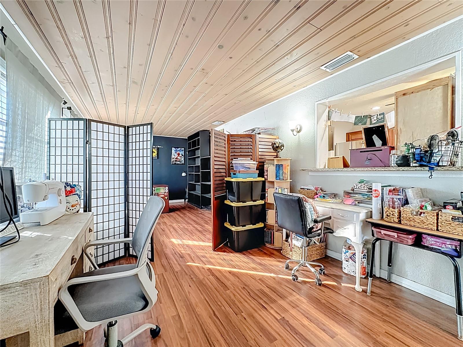 VENICE GARDENS - Residential