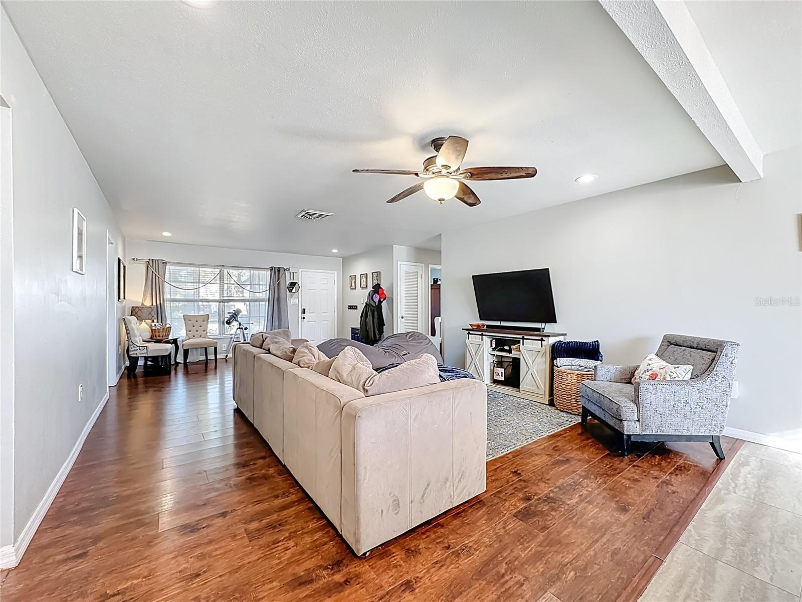 VENICE GARDENS - Residential