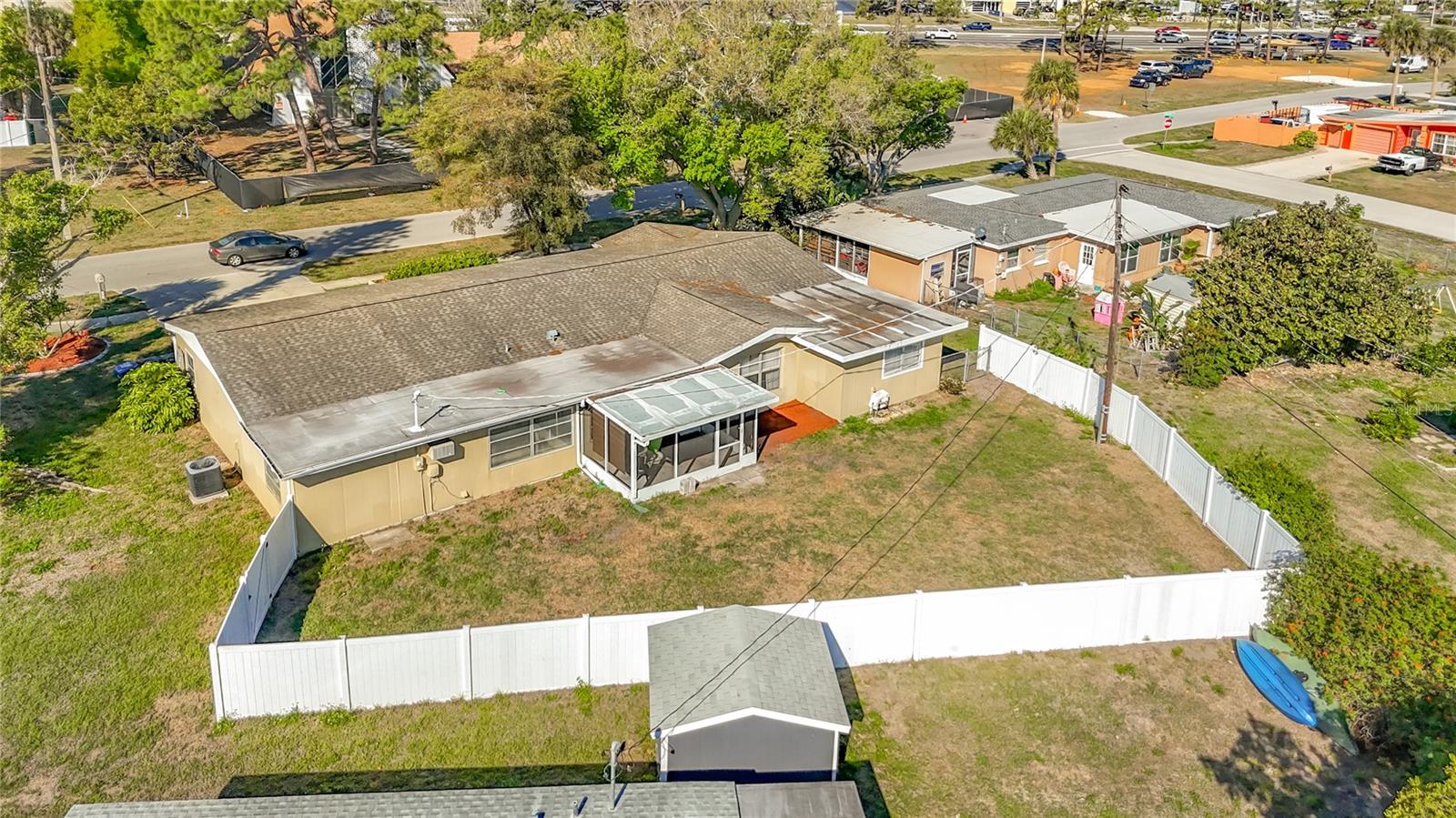 VENICE GARDENS - Residential