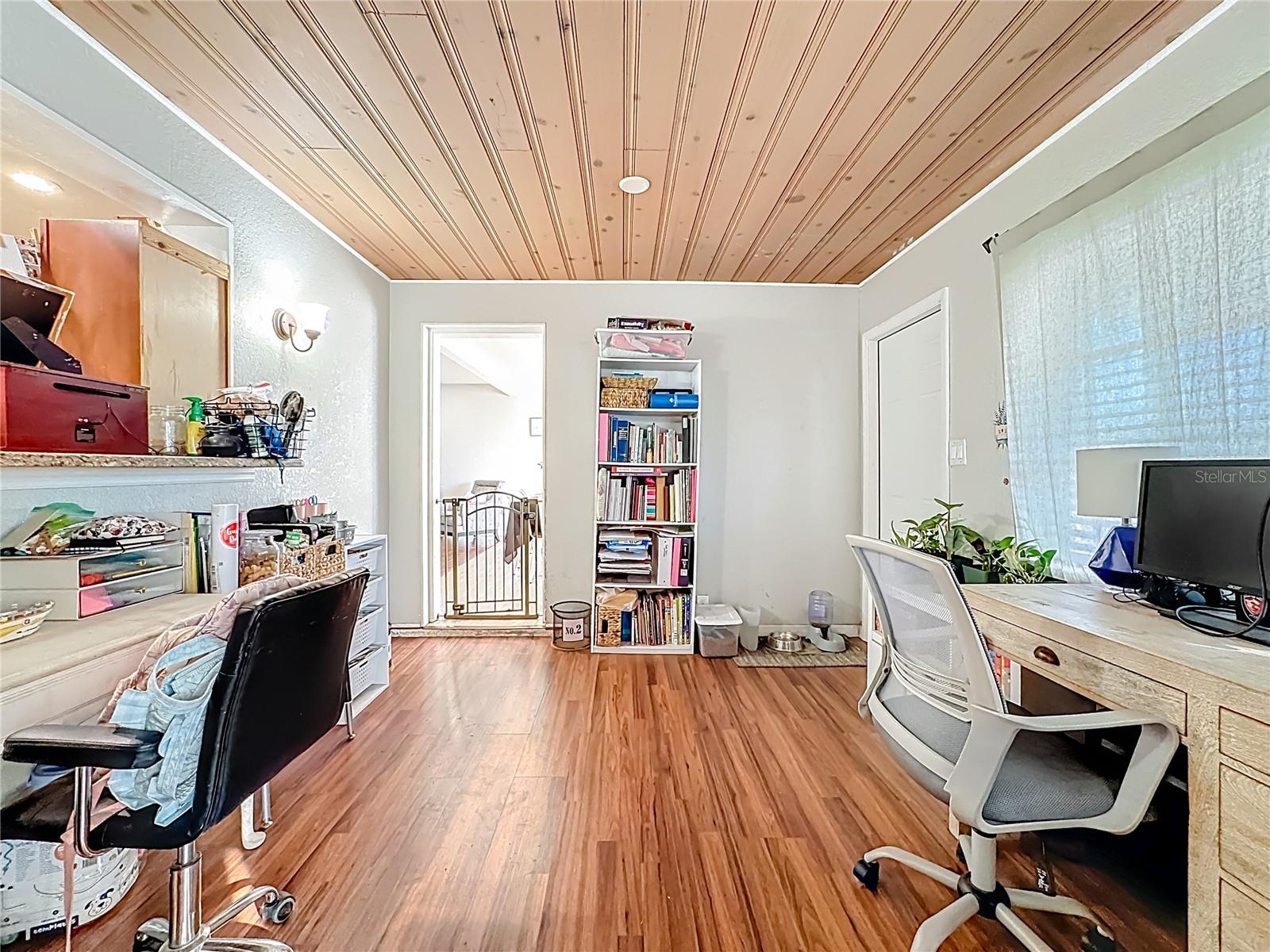 VENICE GARDENS - Residential