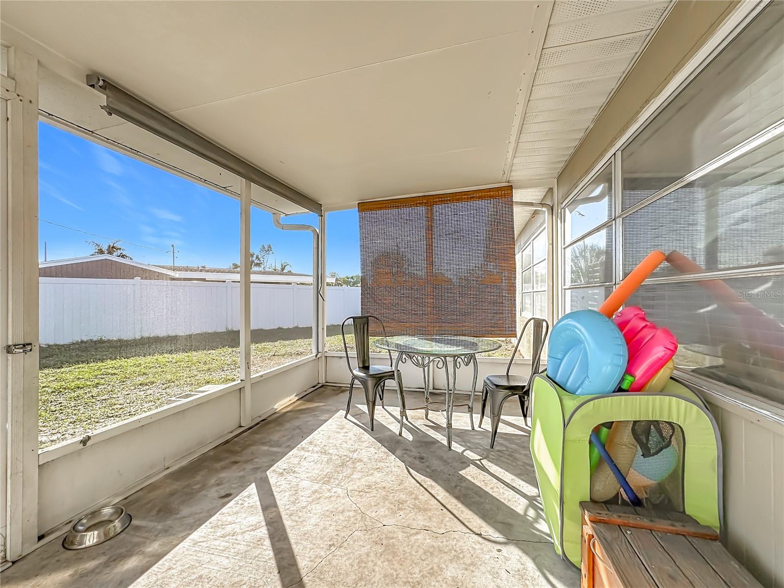 VENICE GARDENS - Residential