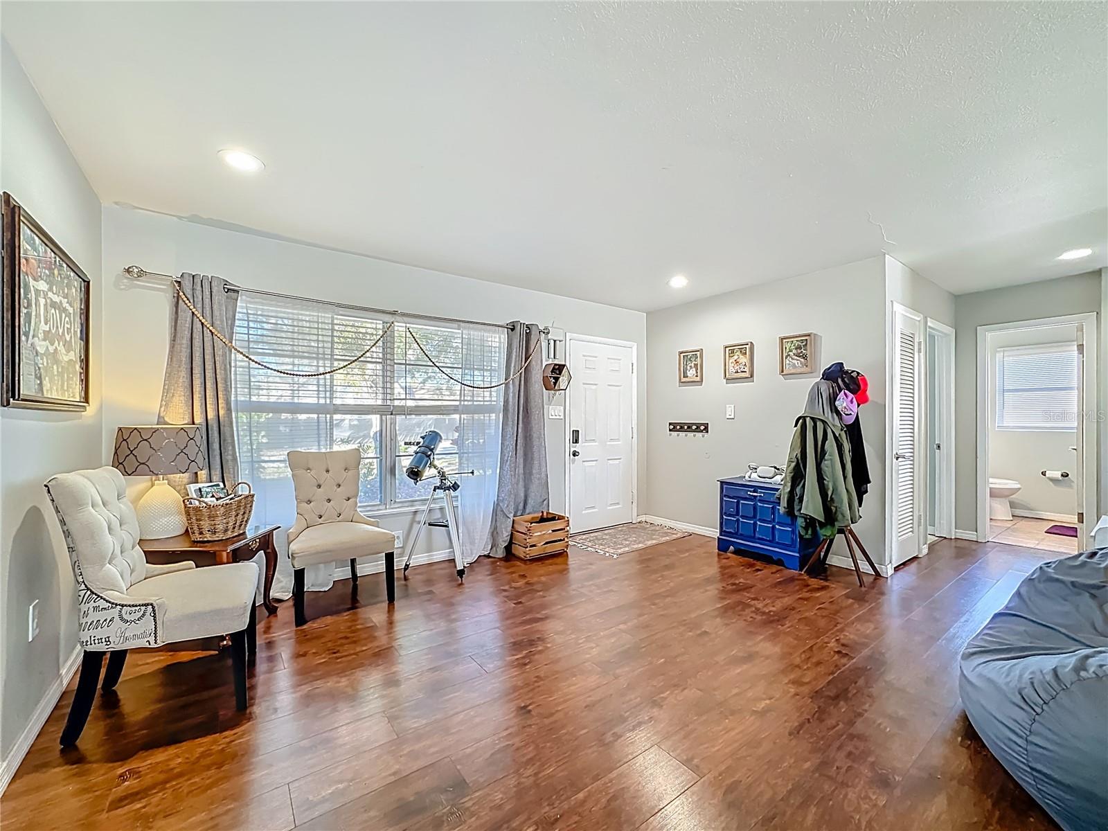 VENICE GARDENS - Residential