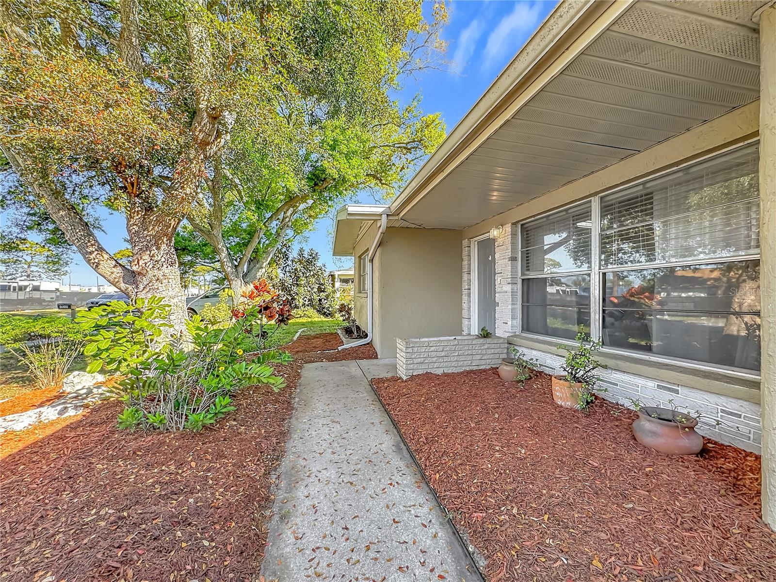 VENICE GARDENS - Residential