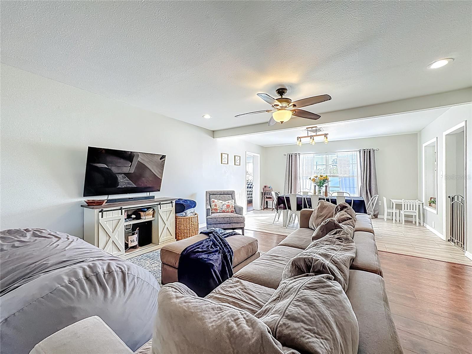 VENICE GARDENS - Residential