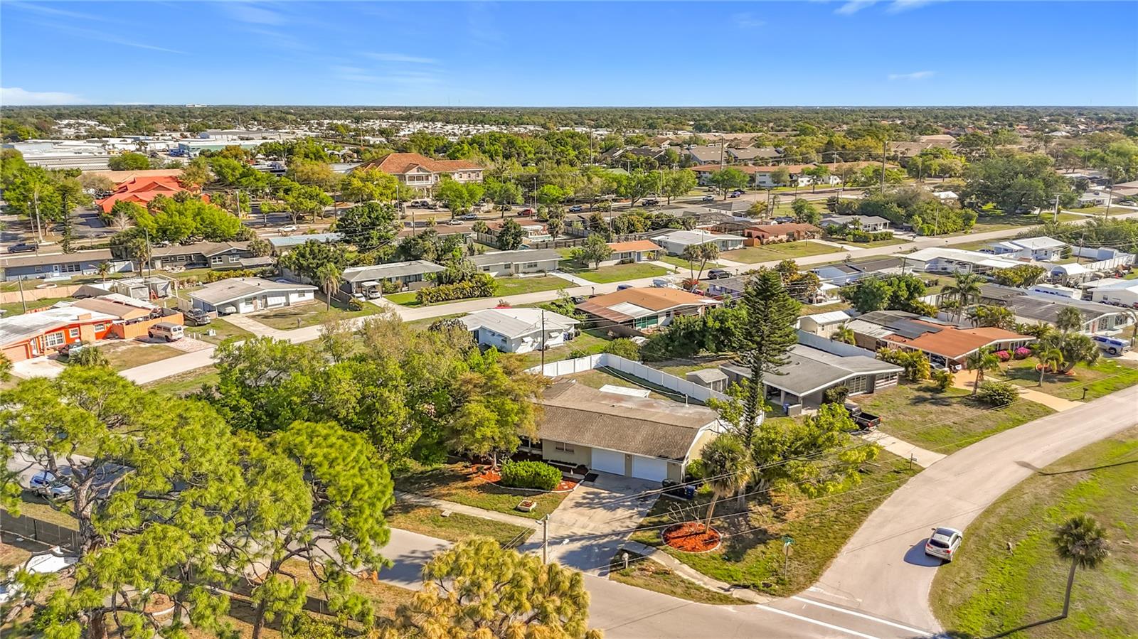 VENICE GARDENS - Residential