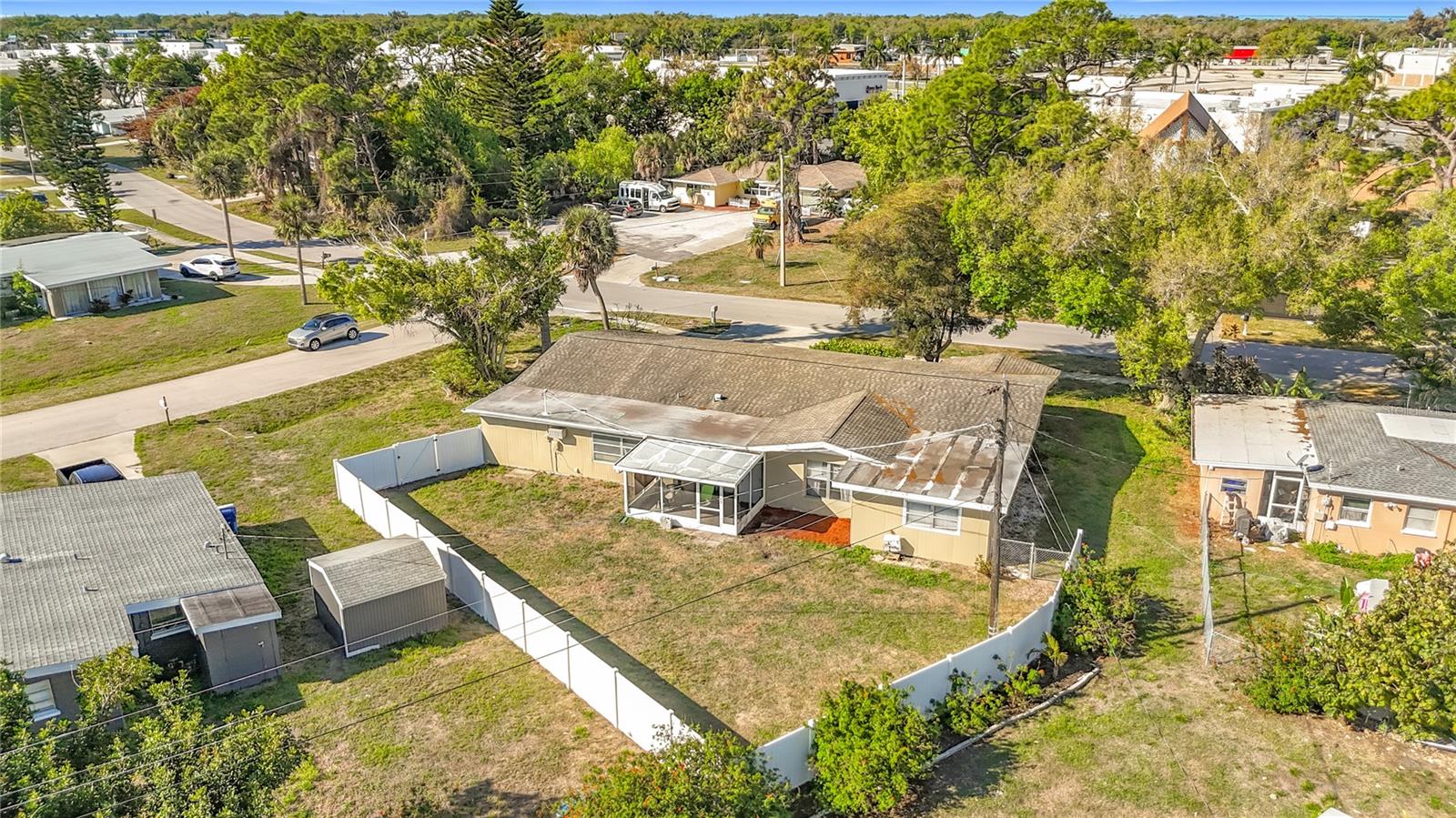 VENICE GARDENS - Residential