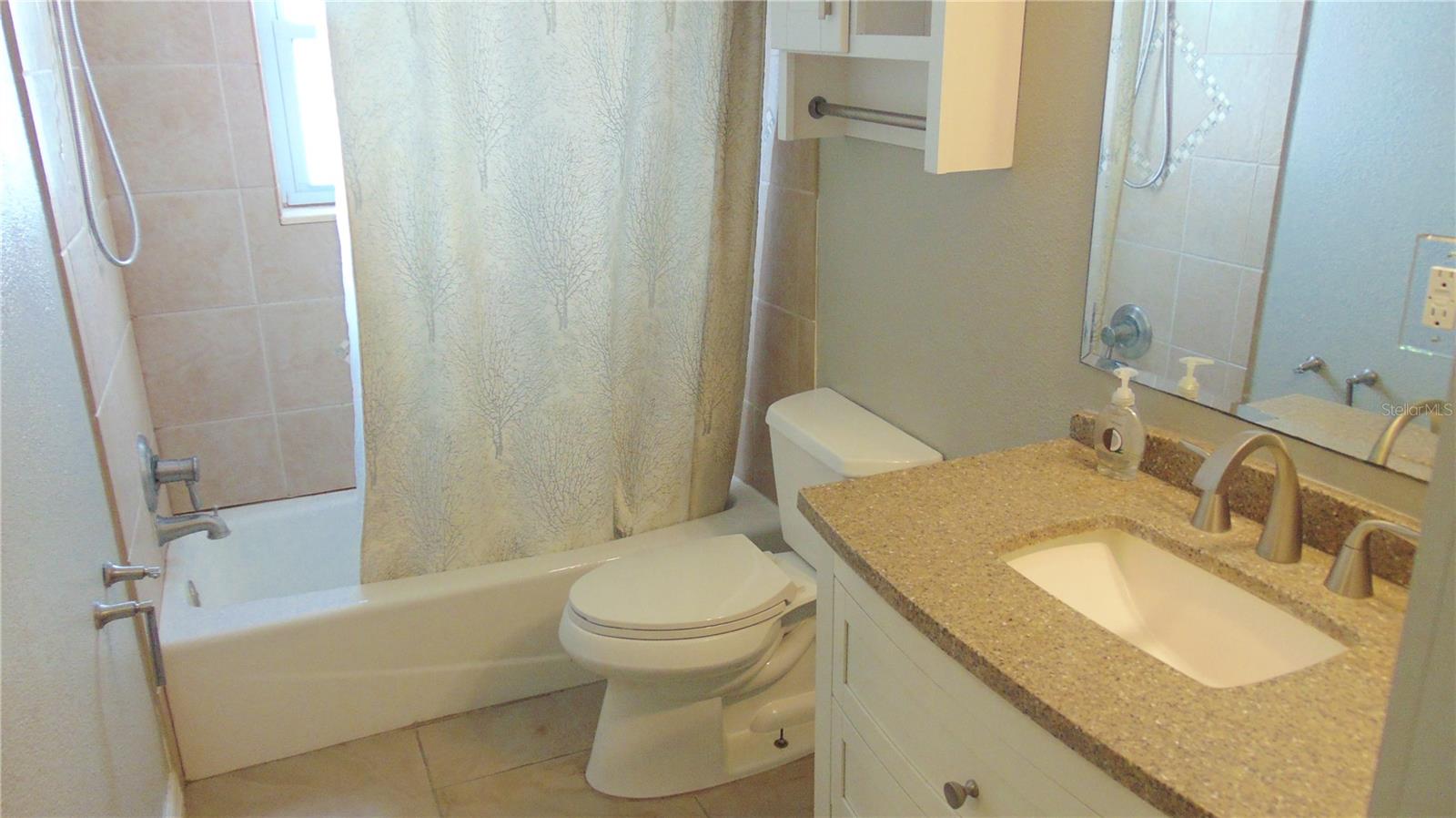 SOUTH VENICE - Residential