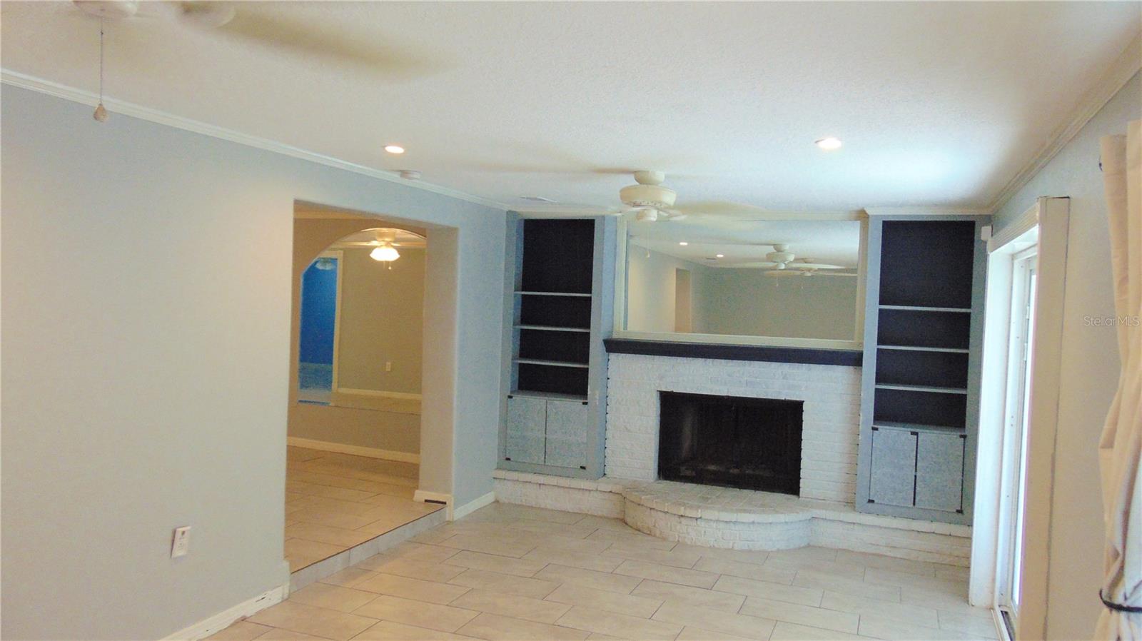 SOUTH VENICE - Residential