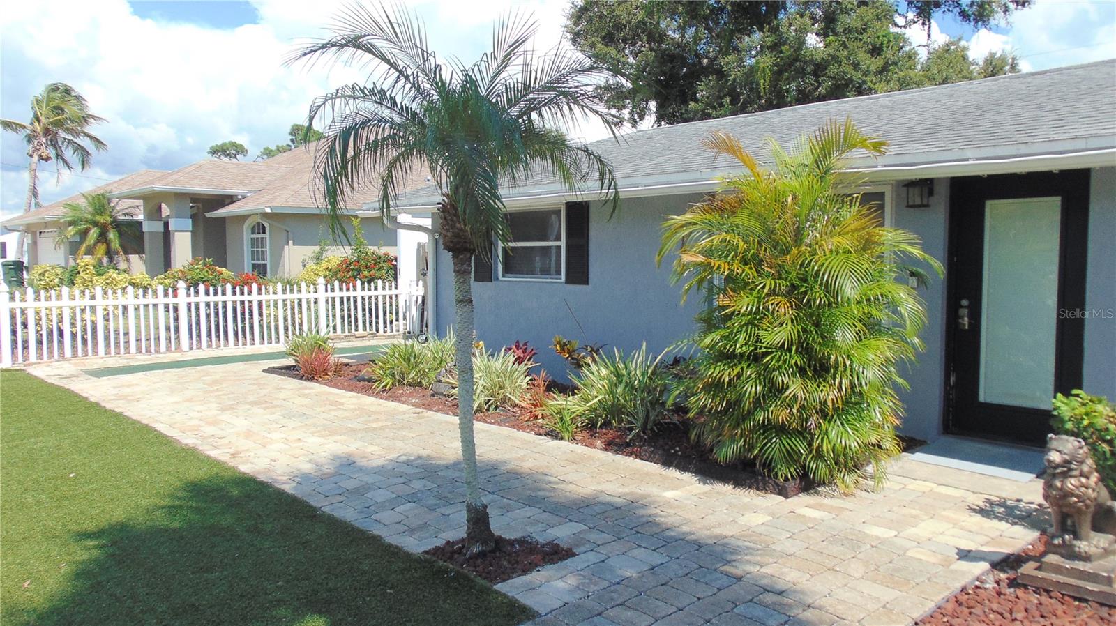 545 BLUEBELL ROAD
