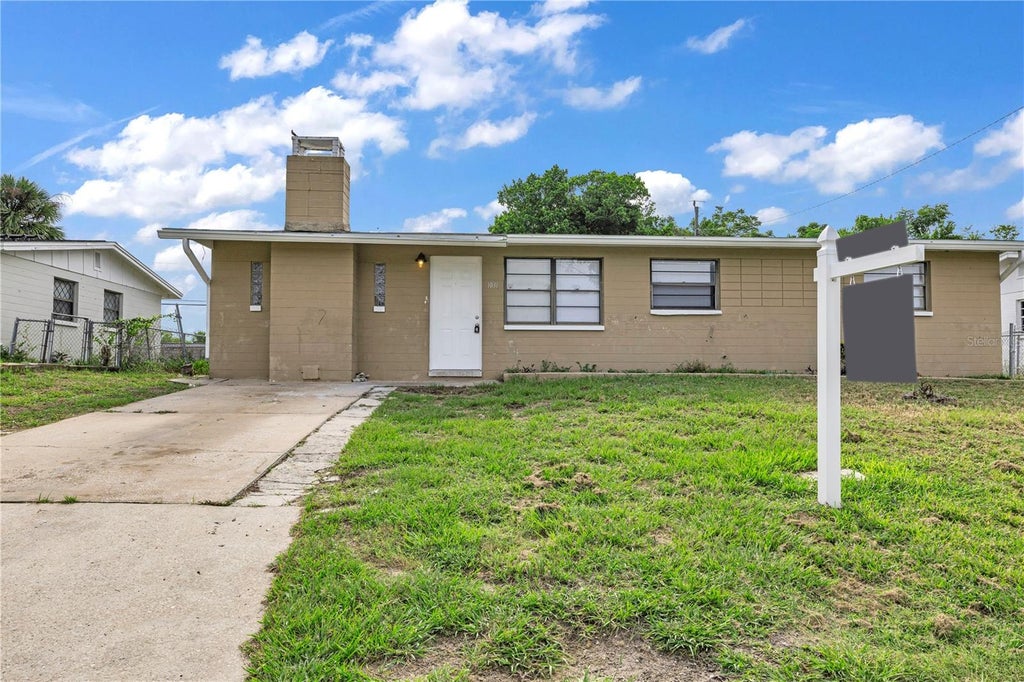 Photo of 1031 Cadillac Drive, Daytona Beach, FL 32117 (MLS # O6445103)