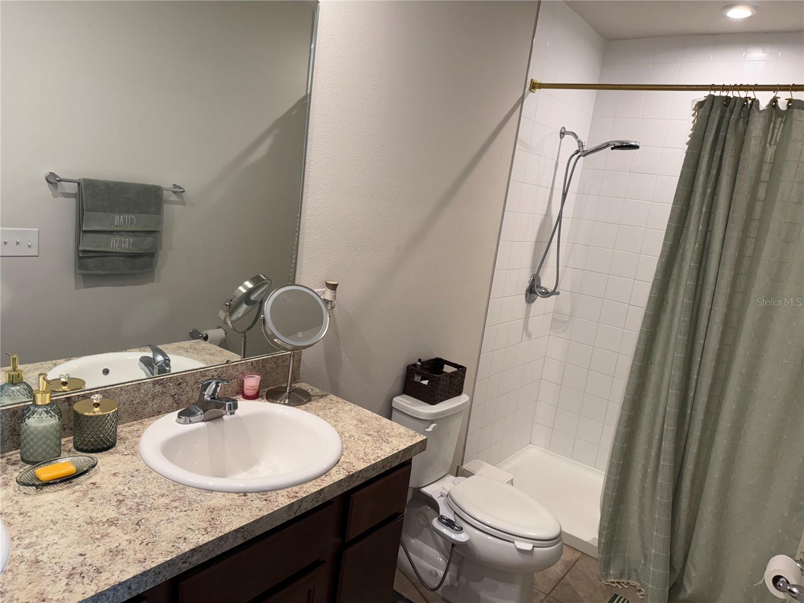 ZEPHYR PLACE - Residential