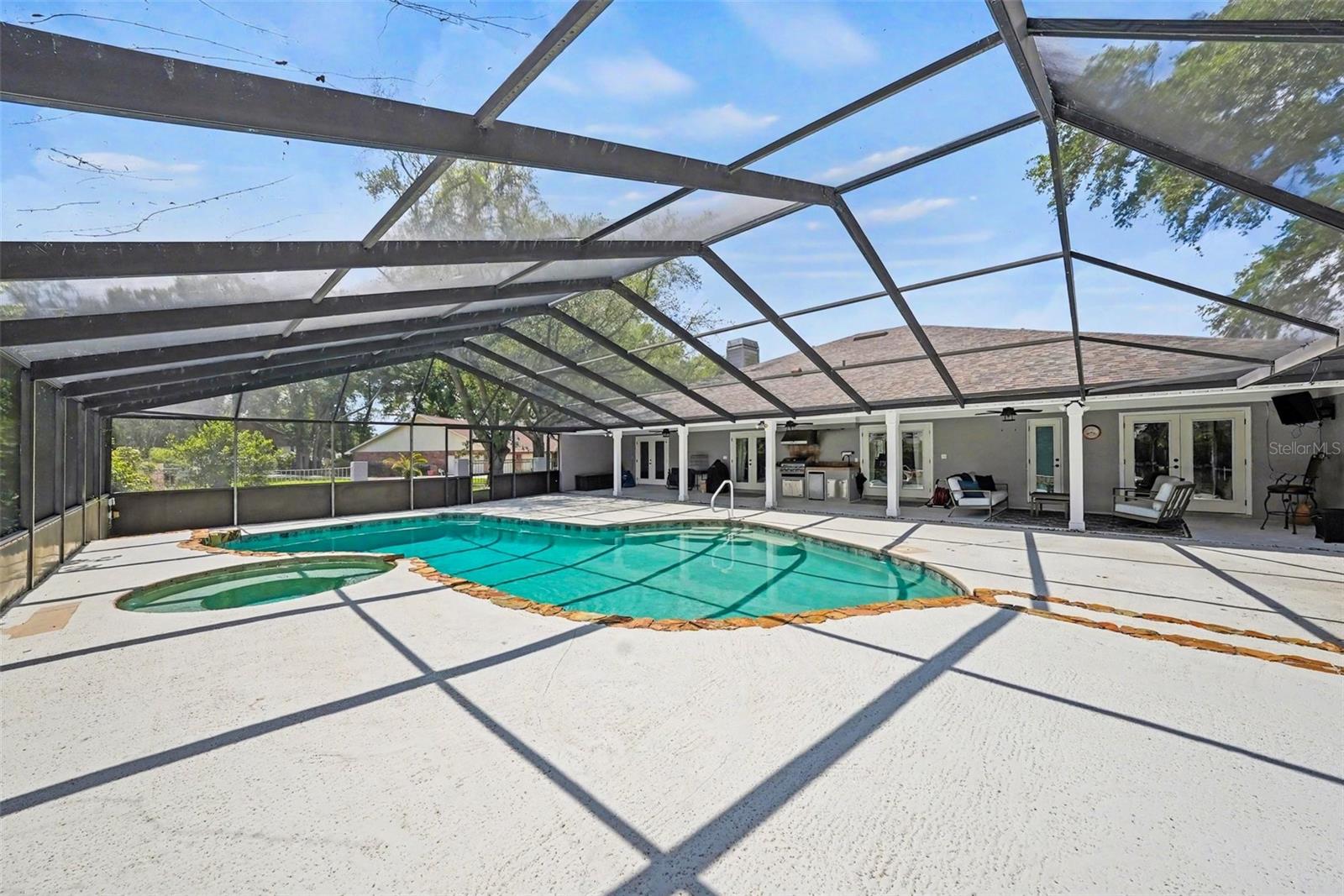 REPLAT OF BELLEFONTE - Residential