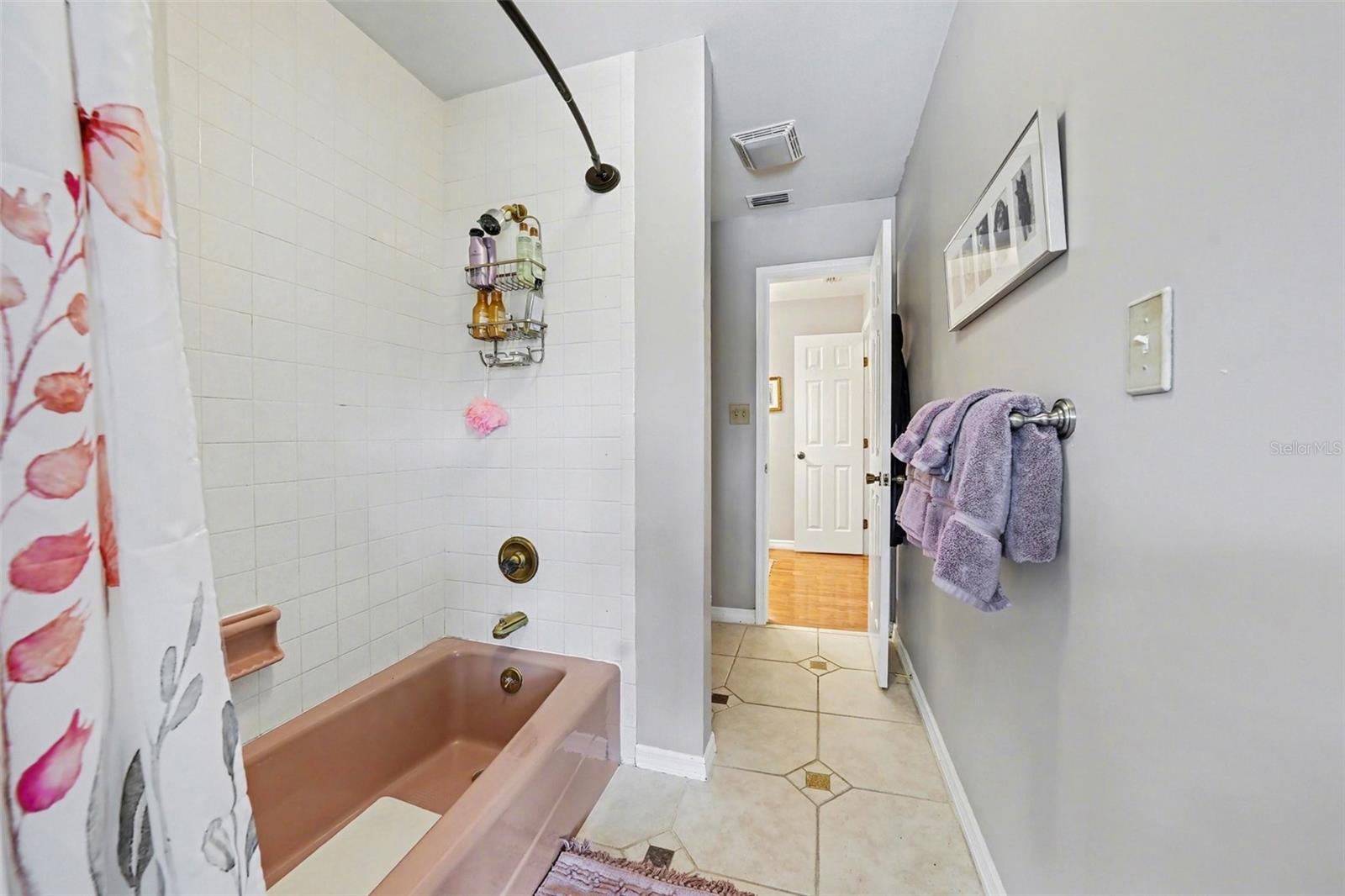 REPLAT OF BELLEFONTE - Residential