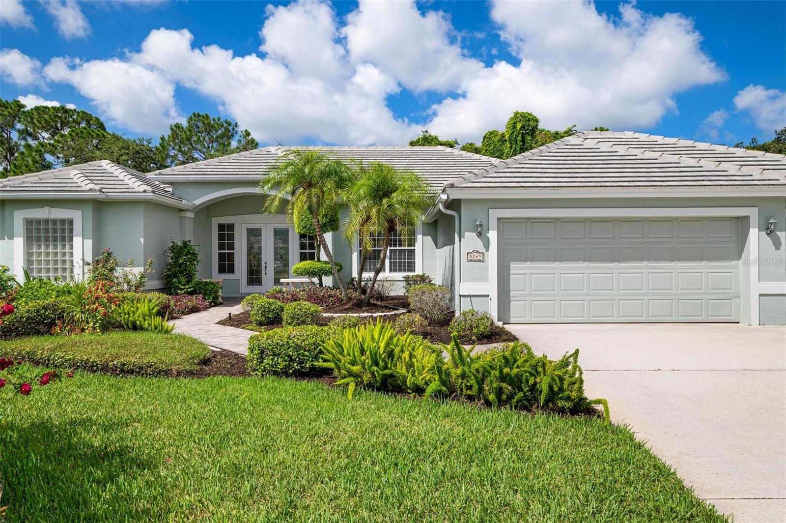 5249 FAR OAK CIRCLE