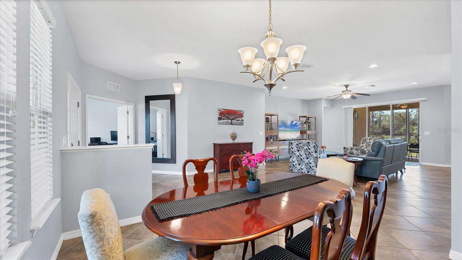 MCKINLEY OAKS - Residential