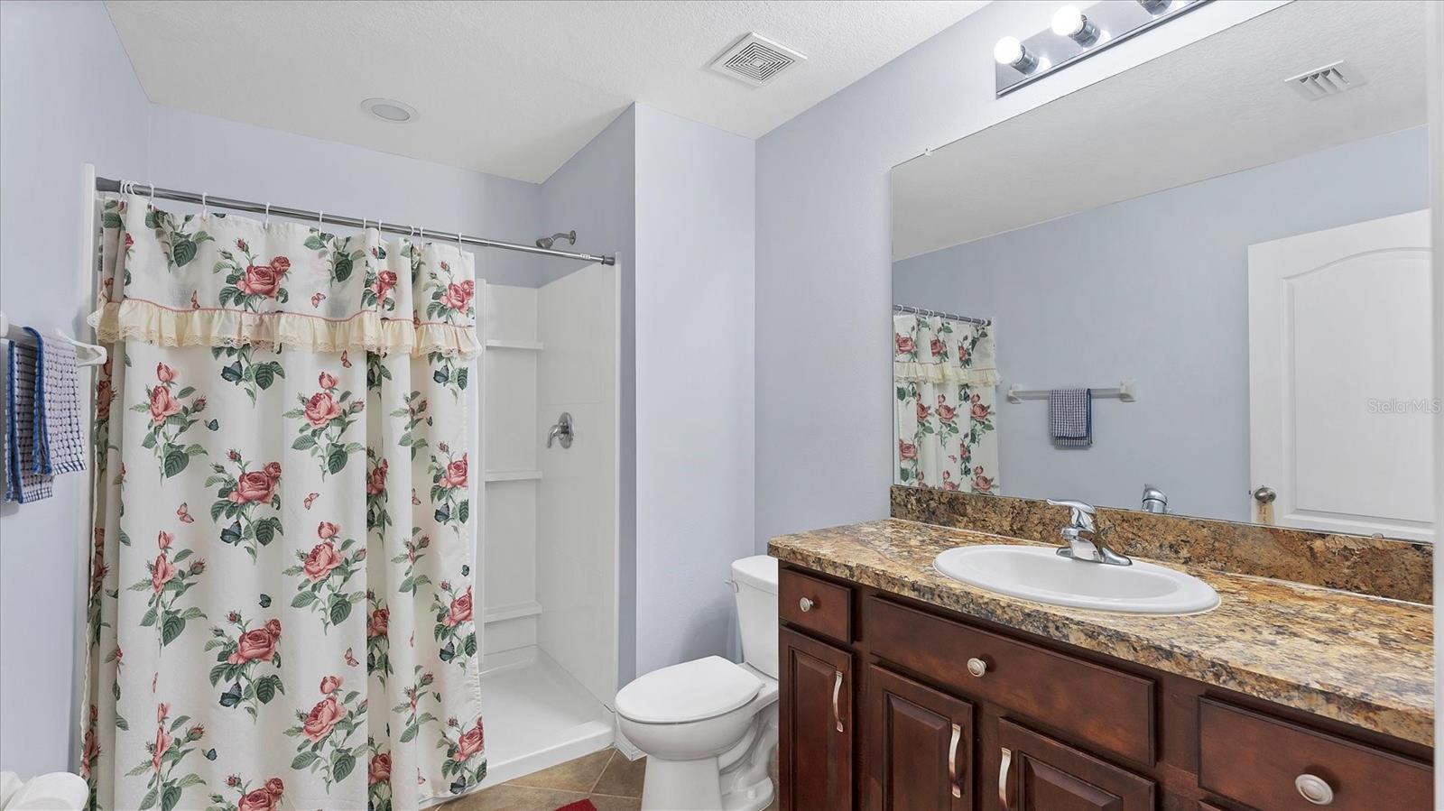 MCKINLEY OAKS - Residential