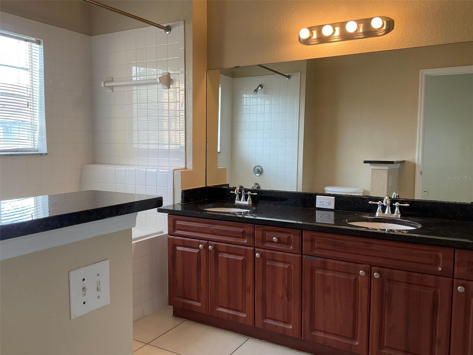 MOSAIC/MILLENIA - Residential Lease