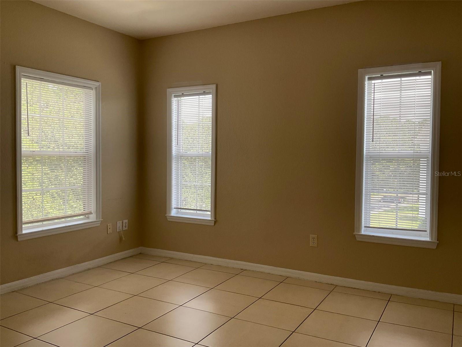 MOSAIC/MILLENIA - Residential Lease