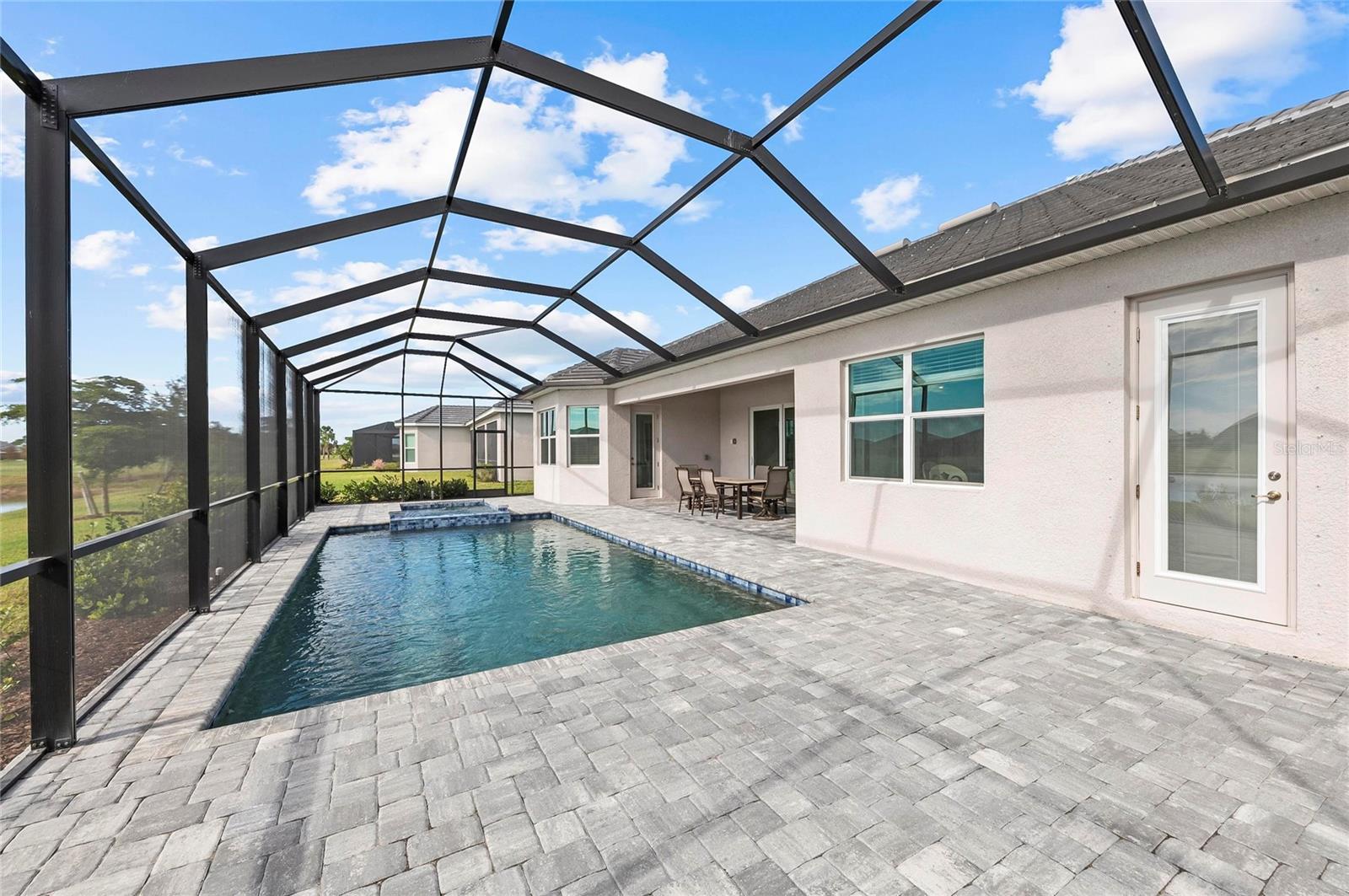 WELLEN PARK GOLF & COUNTRY CLUB - Residential