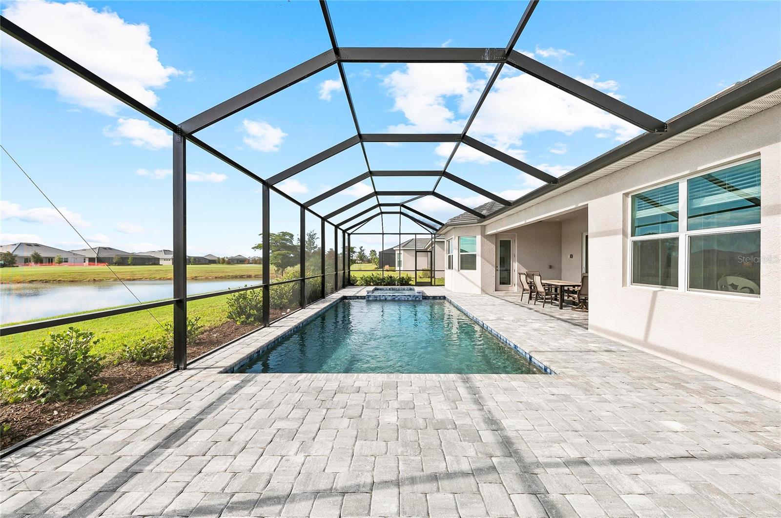 WELLEN PARK GOLF & COUNTRY CLUB - Residential