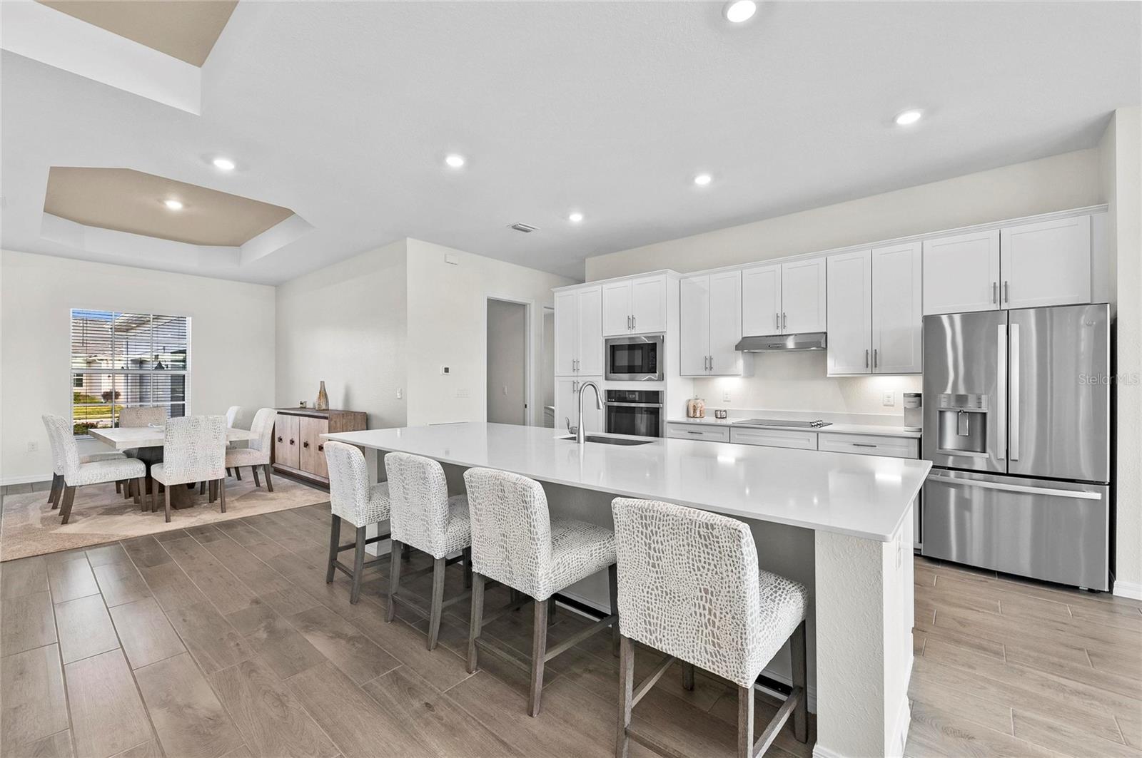 WELLEN PARK GOLF & COUNTRY CLUB - Residential